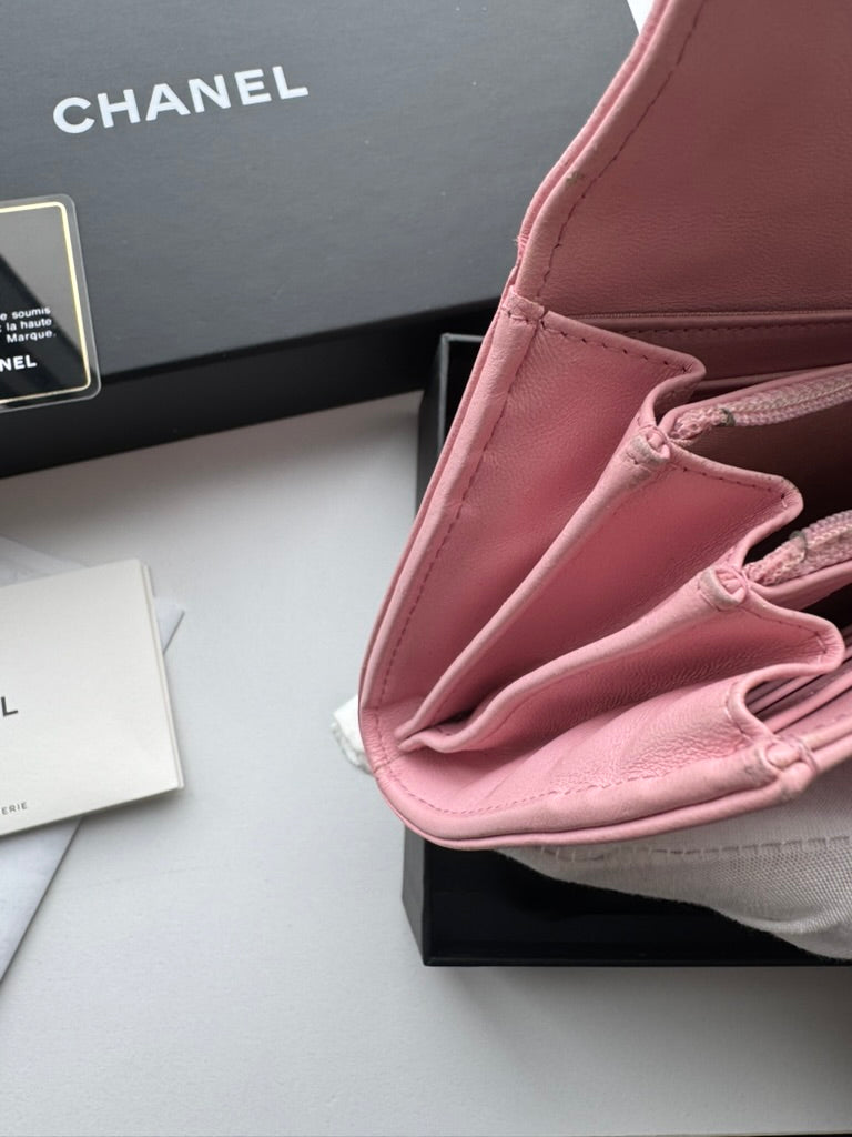 Chanel - Pink - soft leather - Long Wallet w/comp, chain, Full set. COA