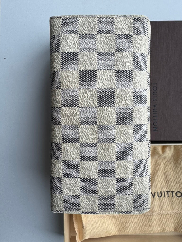 Louis Vuitton - Demier Leather Long Wallet w/ comp, Chain