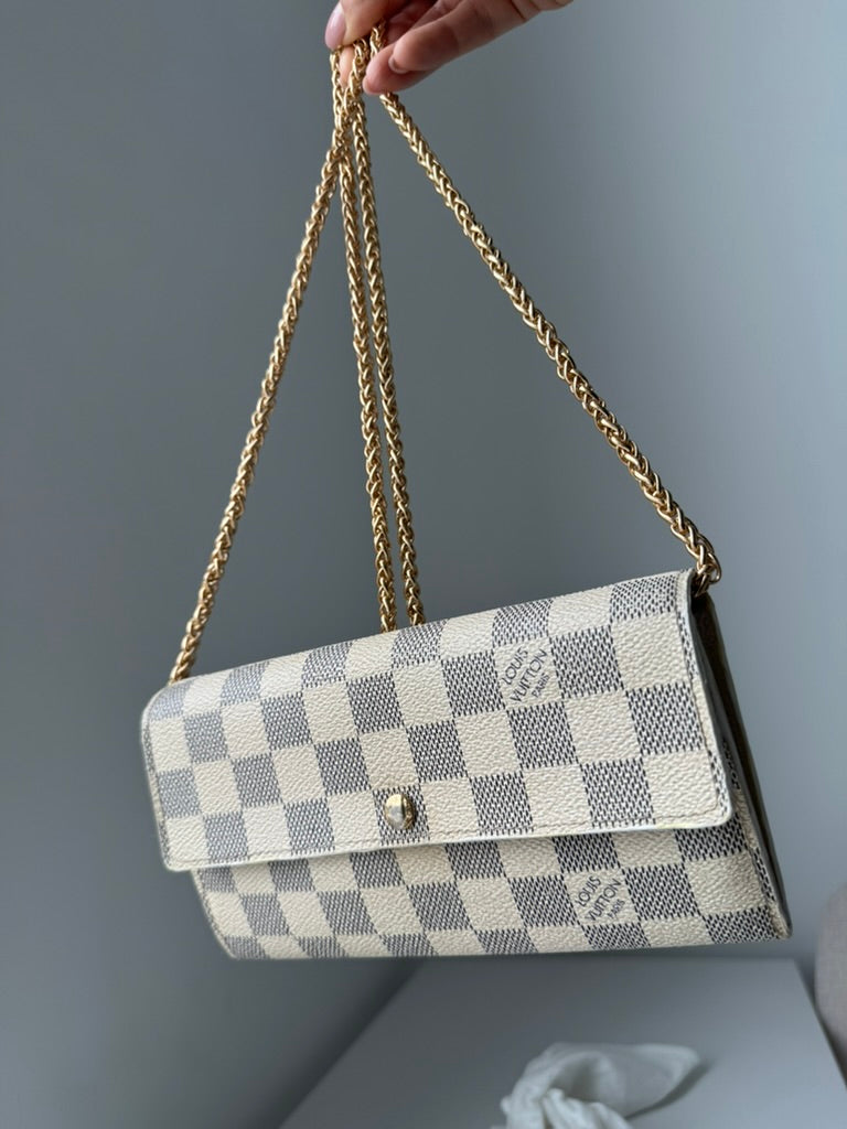 Louis Vuitton - Demier Leather Long Wallet w/ comp, Chain