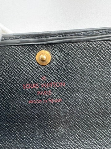 Louis Vuitton - EPI Black Leather Long Wallet w/ comp. Chain
