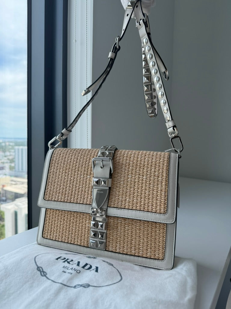 Prada - Elektra crossbody tissue with metal