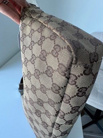 Gucci - GG - Monogram canvas Sling Bag