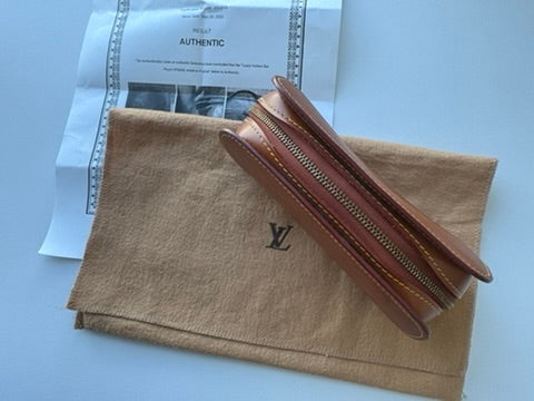 Louis Vuitton - Pouch Brown - Epi leather
