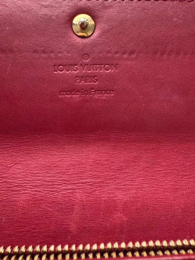 Louis Vuitton - Vernis red leather - Long wallet w/comp, chain