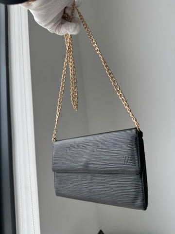 Louis Vuitton - EPI Black Leather Long Wallet w/ comp. Chain