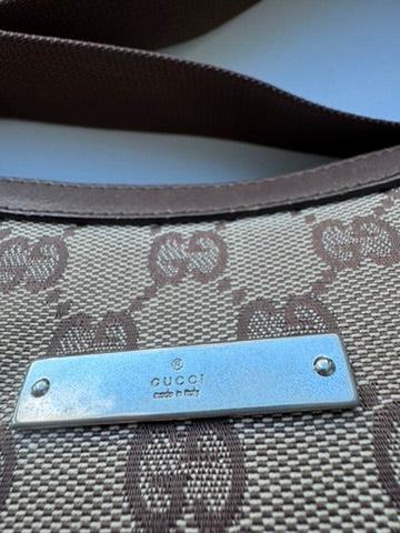 Gucci - GG - Monogram canvas Sling Bag