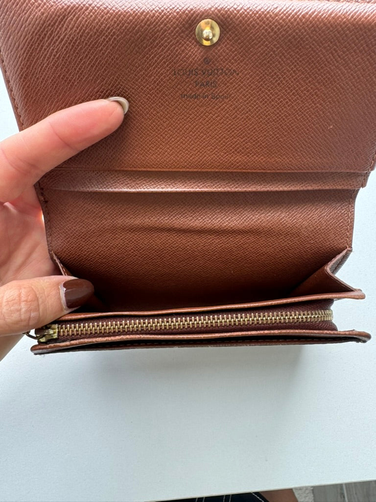 Louis Vuitton - Monogram Leather Long Wallet w/ comp, Mini Chain