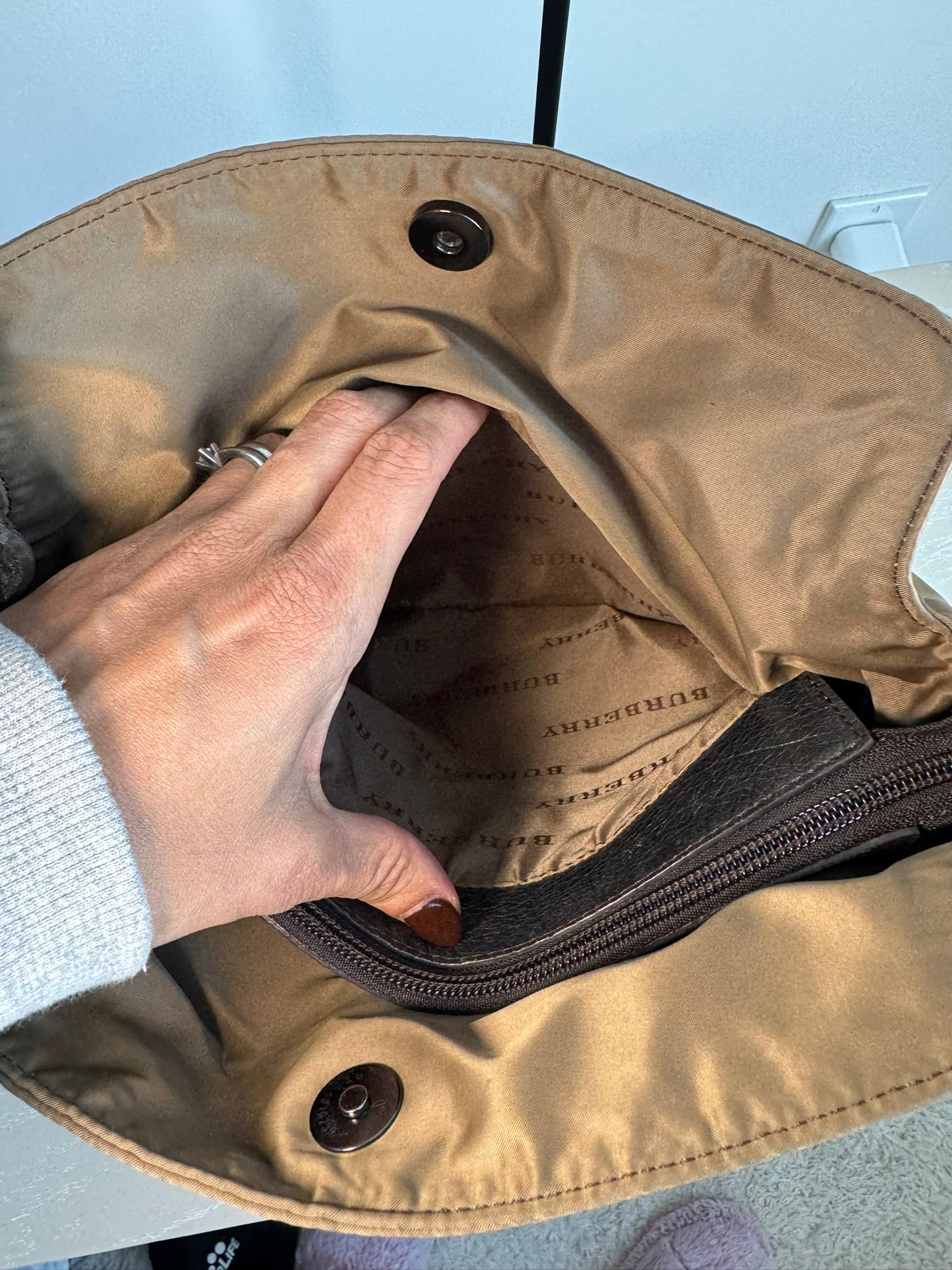 Burberry - Nylon Shoulder Bag
