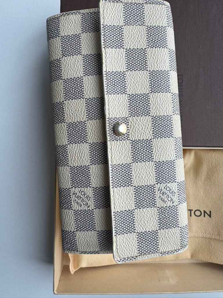 Louis Vuitton - Demier Leather Long Wallet w/ comp, Chain