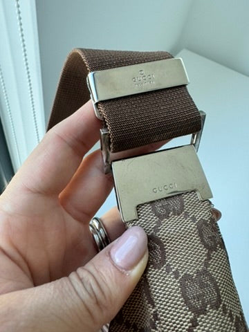 Gucci - GG - Monogram canvas Sling Bag