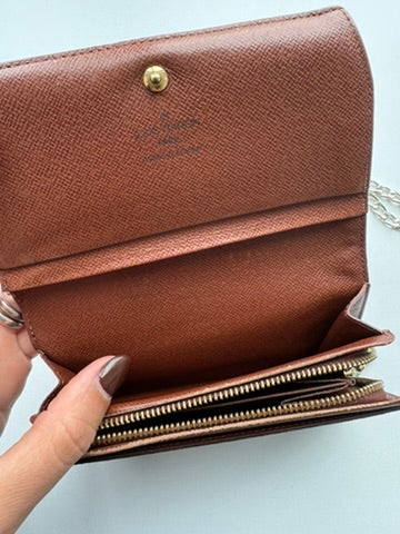 Louis Vuitton - Monogram Leather Wallet w/ comp. Mini Chain