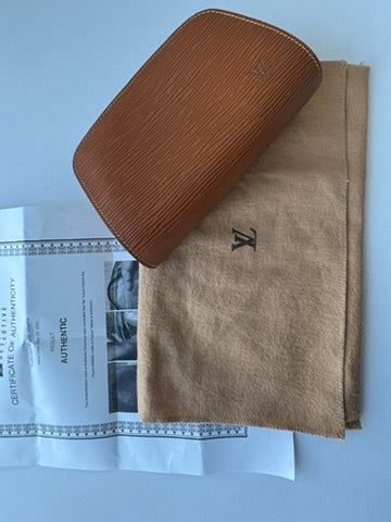 Louis Vuitton - Pouch Brown - Epi leather