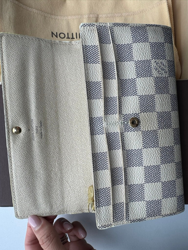 Louis Vuitton - Demier Leather Long Wallet w/ comp, Chain