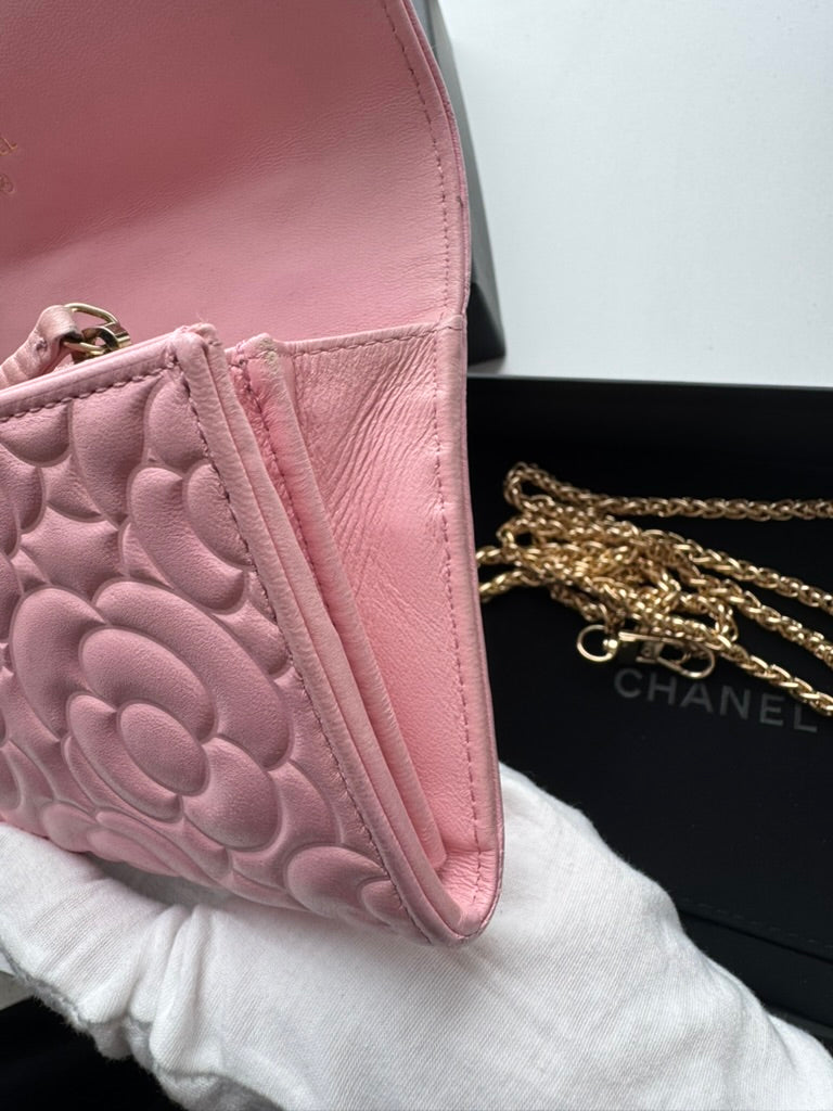 Chanel - Pink - soft leather - Long Wallet w/comp, chain, Full set. COA